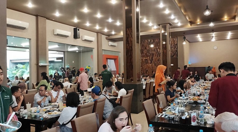 Resto Padang Terdekat