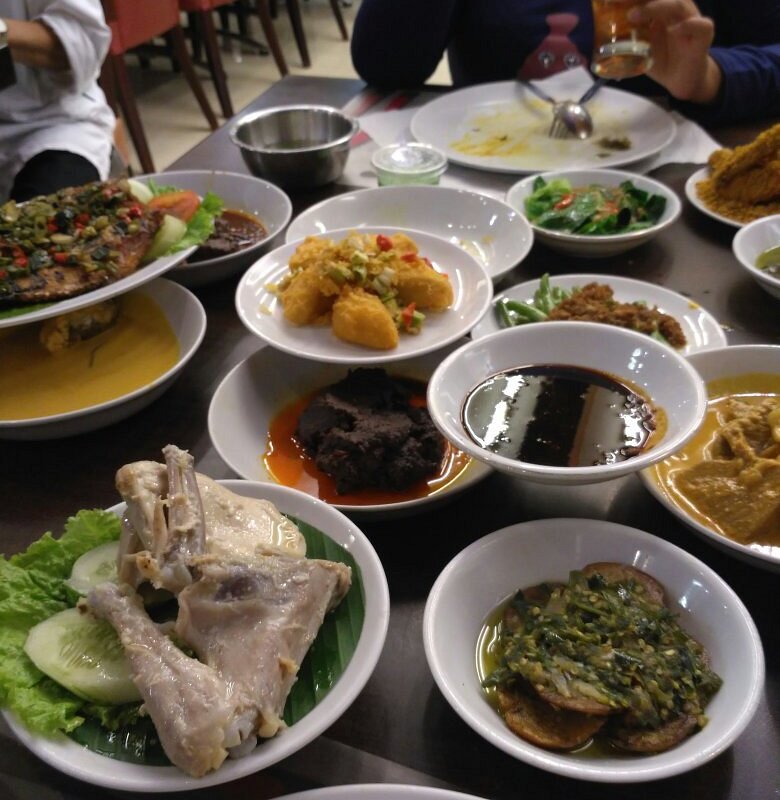 Rumah Makan Pagi Sore